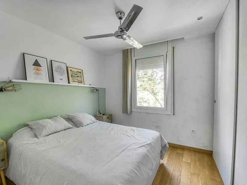 Bright Apartment with Terrace in Vibrant Poblenou. Photo:  17