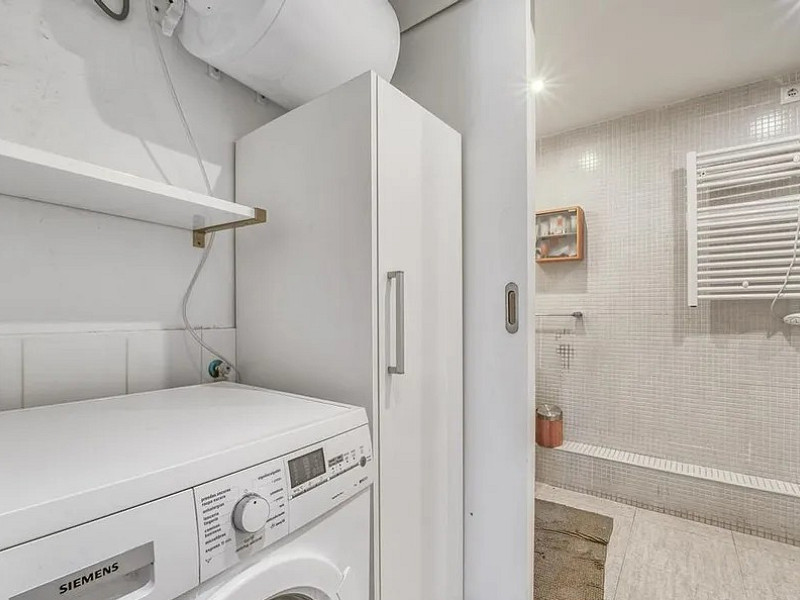 Bright Apartment with Terrace in Vibrant Poblenou. Photo:  25