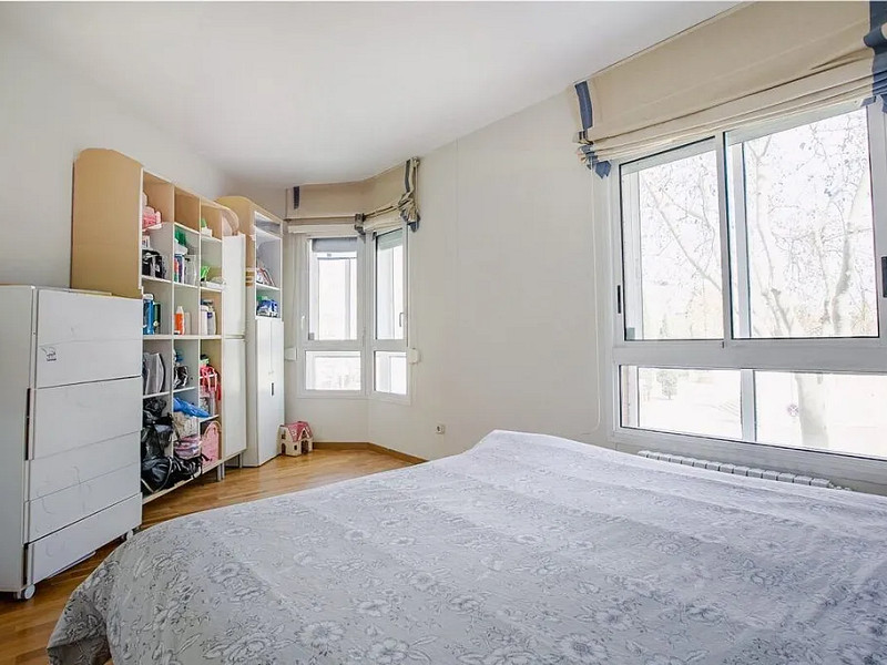 Bright Apartment with Private Garden and Parking Just 7 Minutes from the Beach. Photo:  7