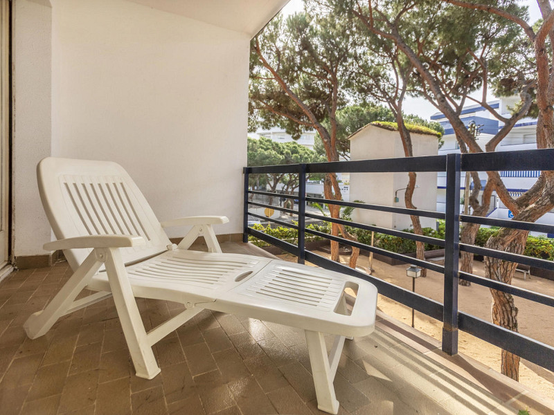 Apartment with Two Sunny Terraces Just 50 Meters from the Beach in Platja d’Aro
