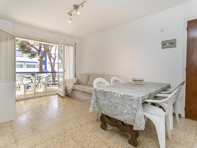 Apartment with Two Sunny Terraces Just 50 Meters from the Beach in Platja d’Aro. Photo:  19