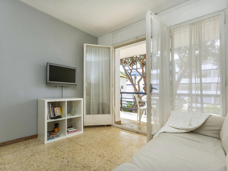 Apartment with Two Sunny Terraces Just 50 Meters from the Beach in Platja d’Aro. Photo:  22