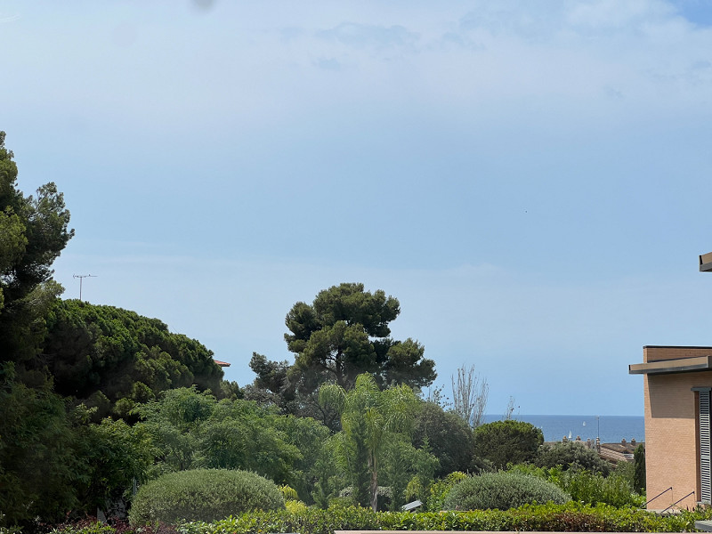 Великолепная усадьба с большим садом и видами на море в Сан-Висенс-де-Монтальт. Фото:  40