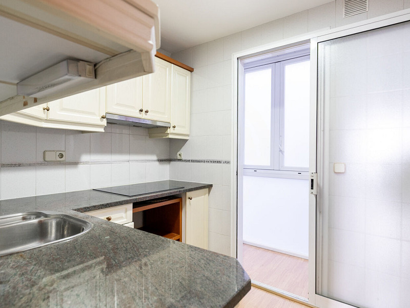 Очаровательная квартира в сердце района Les Corts, Барселона. Фото:  10