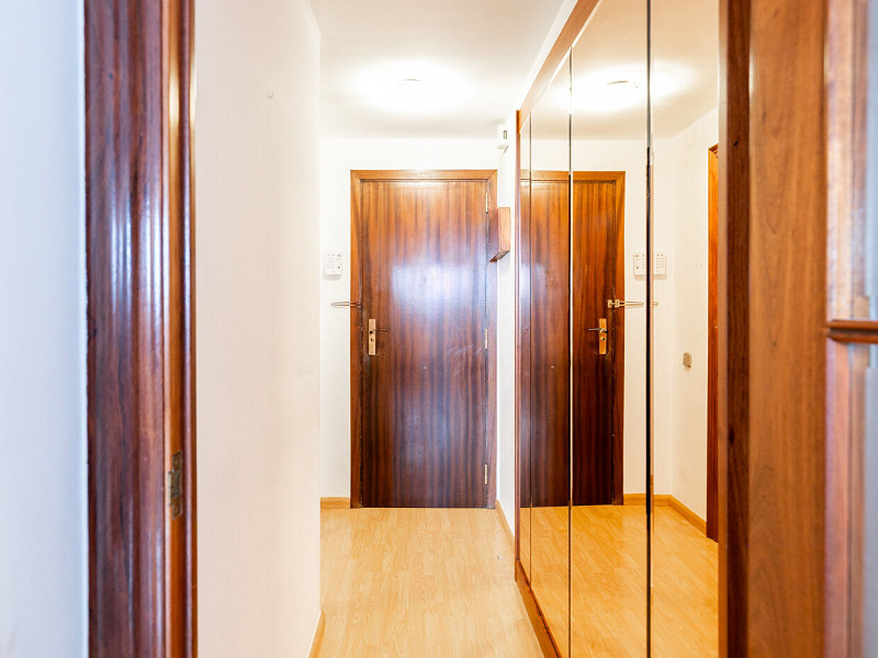 Очаровательная квартира в сердце района Les Corts, Барселона. Фото:  17