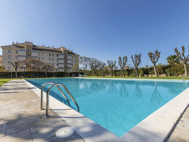 Эксклюзивный трёхуровневый пентхаус с видом на море в Sant Andreu de Llavaneres. Фото:  8