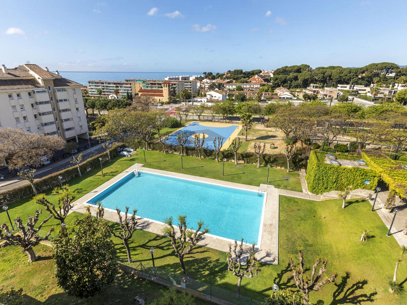 Эксклюзивный трёхуровневый пентхаус с видом на море в Sant Andreu de Llavaneres. Фото:  32