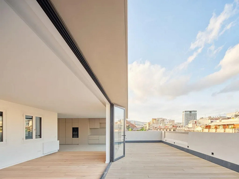 Renovated flats in the centre of Barcelona on Rambla Catalunya