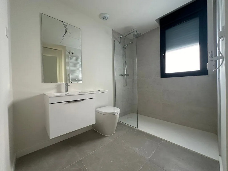 The second line of the sea. Apartments in a new residential complex in Montgat, Costa Maresme. Photo:  11