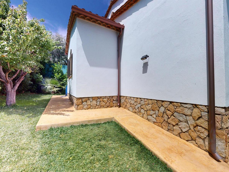Detached House with Garden and Sea Views in Sant Antoni de Calonge, Costa Brava. Photo:  9