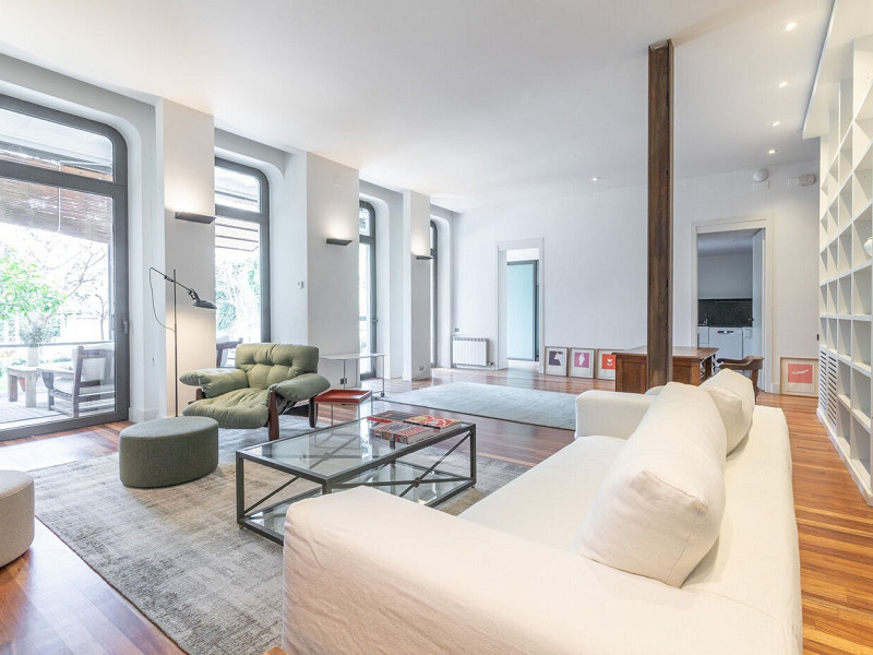 Charming House with Garden and Pool for Mid-Term Rent in Sarrià Center. Photo:  4