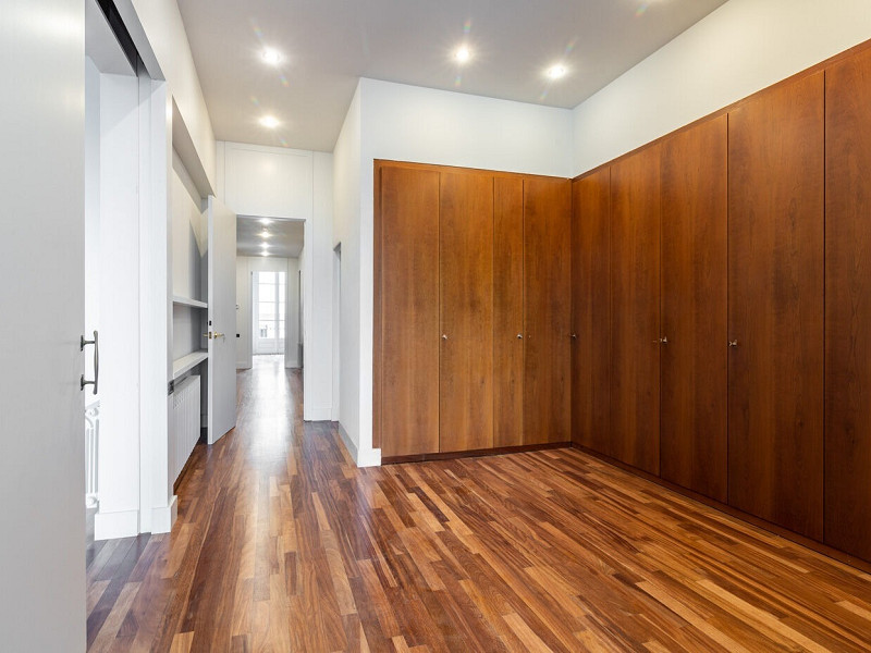 Charming House with Garden and Pool for Mid-Term Rent in Sarrià Center. Photo:  14