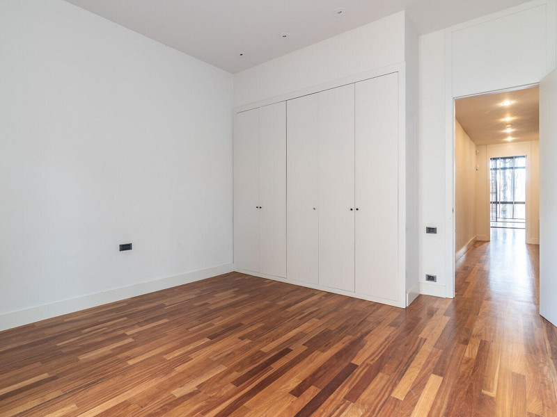 Charming House with Garden and Pool for Mid-Term Rent in Sarrià Center. Photo:  15