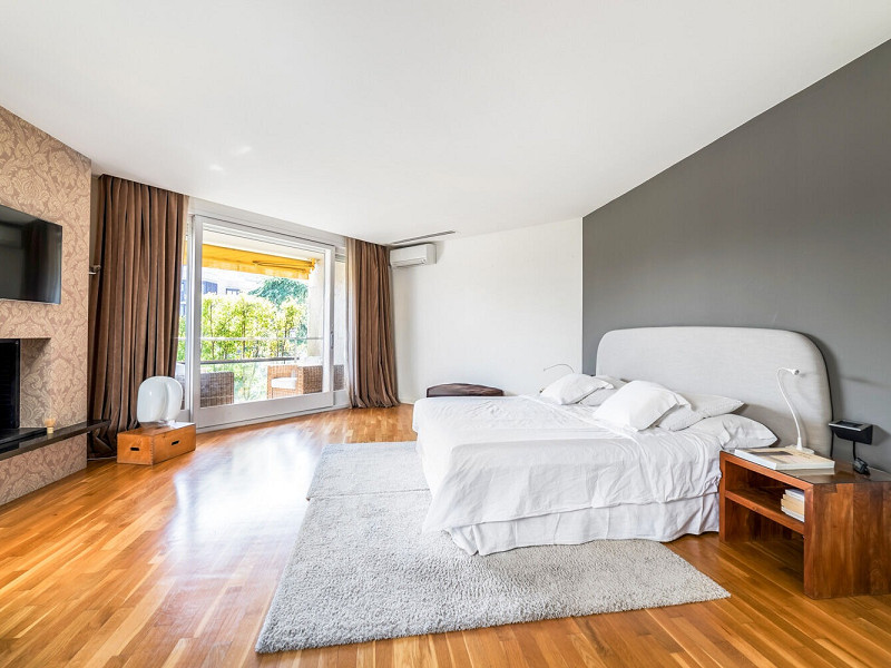 Luxury Penthouse Duplex with Expansive Terraces in Pedralbes. Photo:  6