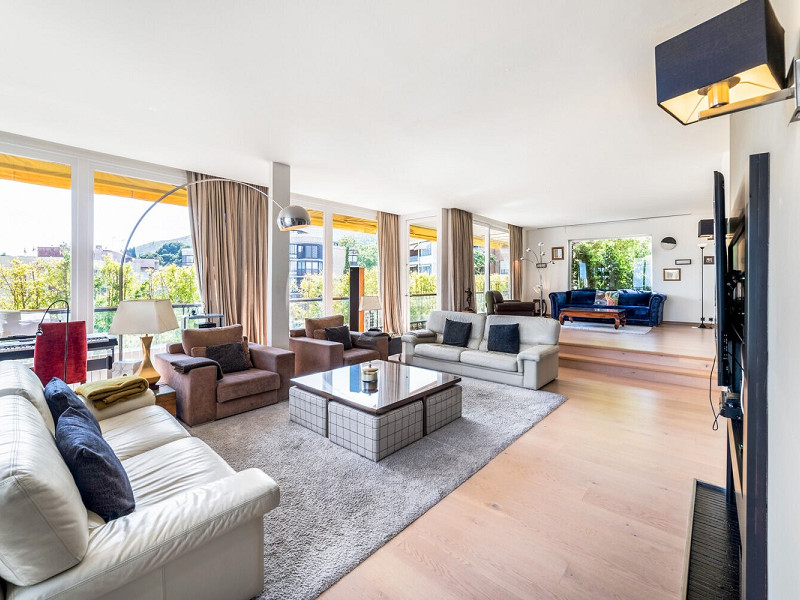 Luxury Penthouse Duplex with Expansive Terraces in Pedralbes. Photo:  7