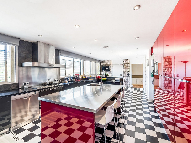 Luxury Penthouse Duplex with Expansive Terraces in Pedralbes. Photo:  10