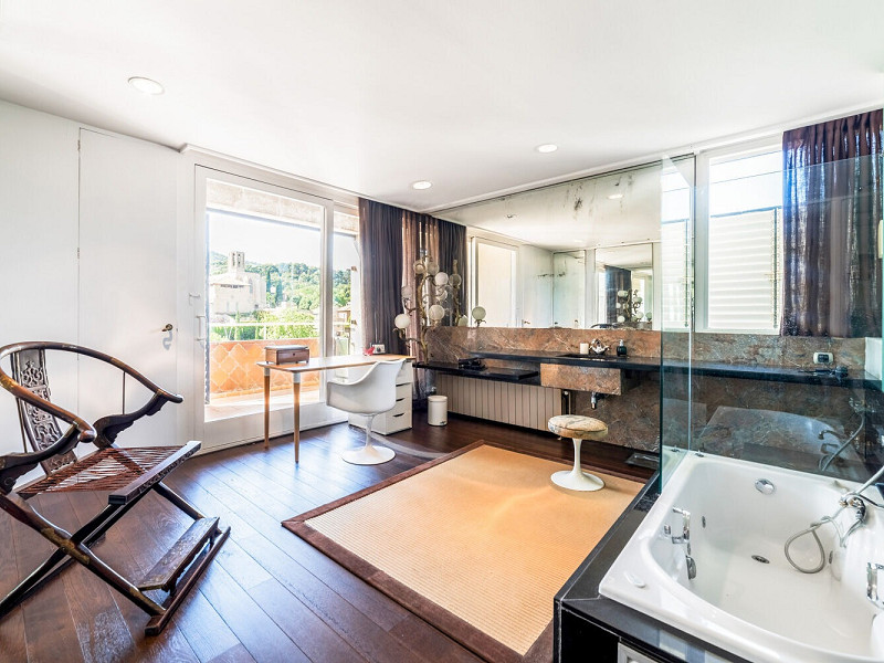 Luxury Penthouse Duplex with Expansive Terraces in Pedralbes. Photo:  13