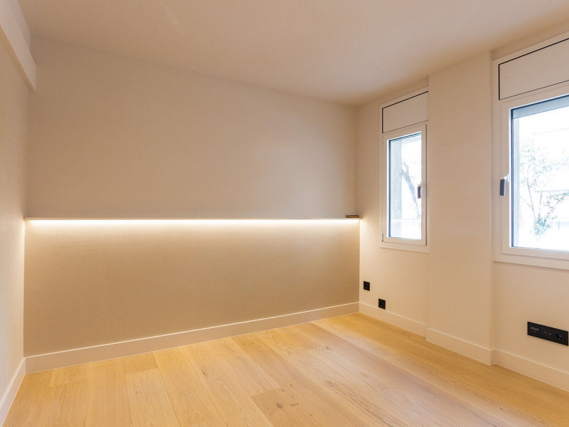 Elegant New Home in Turó Park with Terrace and Parking. Photo:  29