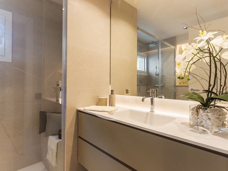 Elegant New Home in Turó Park with Terrace and Parking. Photo:  30