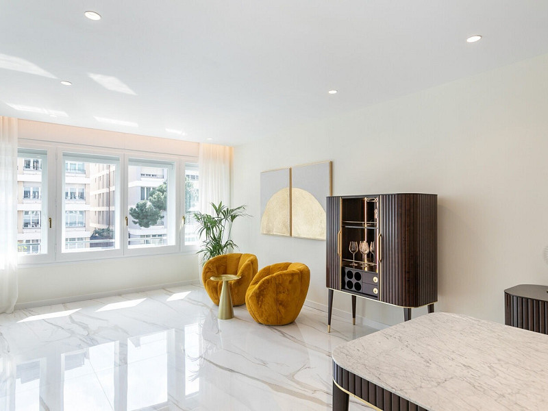 Brand-New Renovated Apartment with Pool and Parking in Sant Gervasi – Vía Augusta. Photo:  3