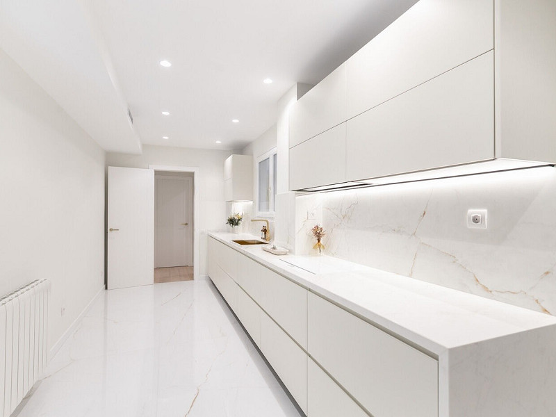 Brand-New Renovated Apartment with Pool and Parking in Sant Gervasi – Vía Augusta. Photo:  9