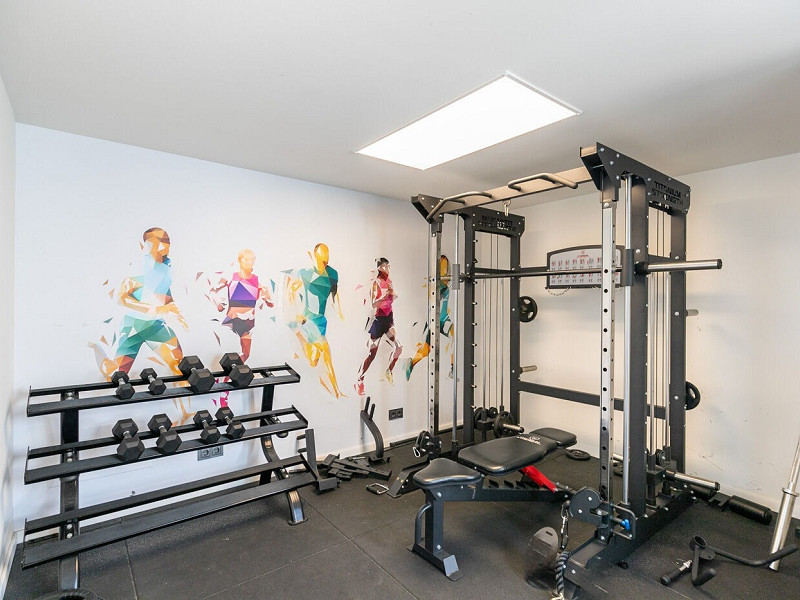 Brand-New Renovated Apartment with Pool and Parking in Sant Gervasi – Vía Augusta. Photo:  32