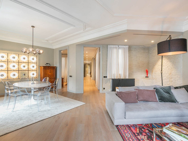 Stylish Flat in Eixample, Steps from Passeig de Gràcia. Photo:  2