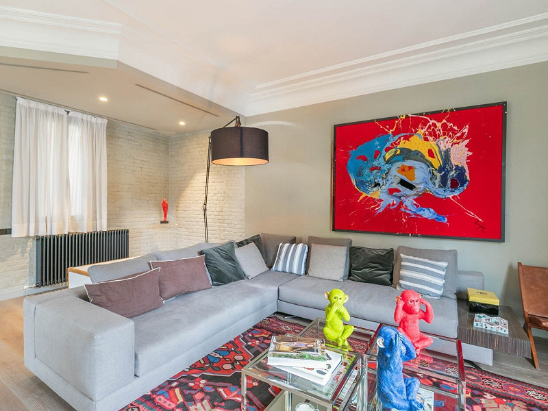 Stylish Flat in Eixample, Steps from Passeig de Gràcia. Photo:  5
