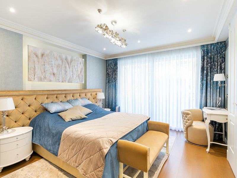 Bright, Fully Renovated Apartment with Terrace in Galvany. Photo:  22