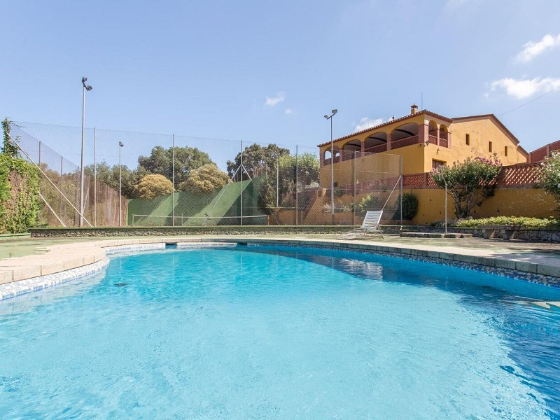  Exceptional Estate in Natural Surroundings — Dosrius, Barcelona. Photo:  2