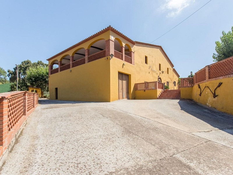  Exceptional Estate in Natural Surroundings — Dosrius, Barcelona. Photo:  5