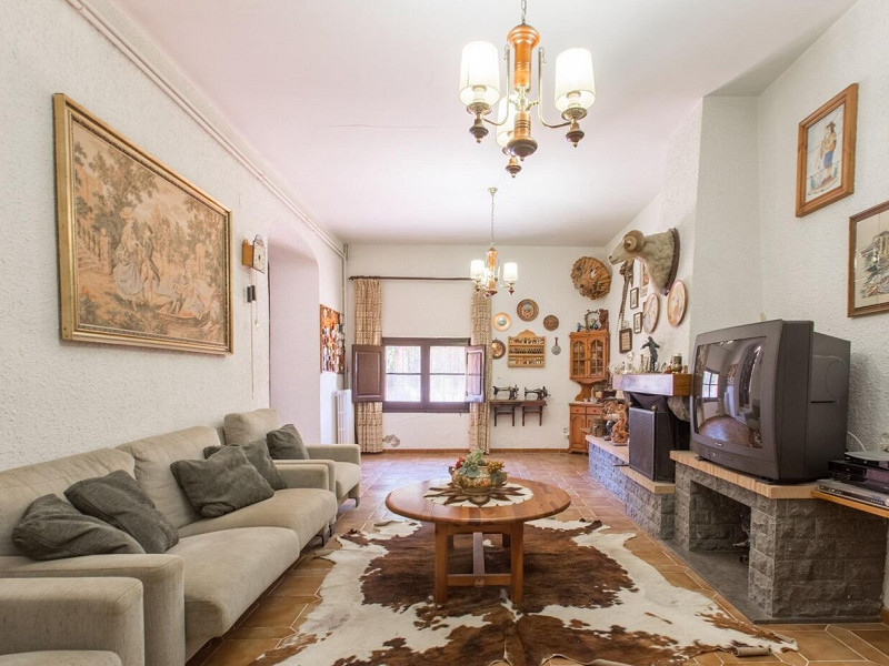  Exceptional Estate in Natural Surroundings — Dosrius, Barcelona. Photo:  13
