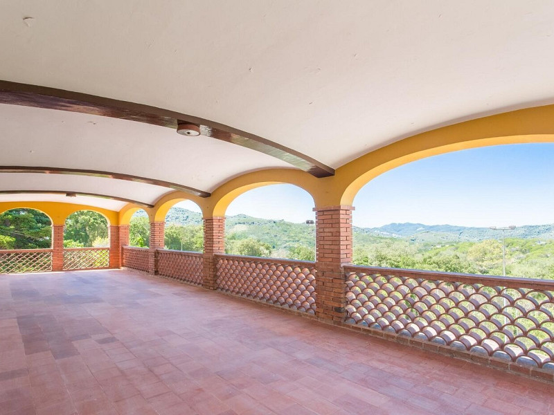  Exceptional Estate in Natural Surroundings — Dosrius, Barcelona. Photo:  25