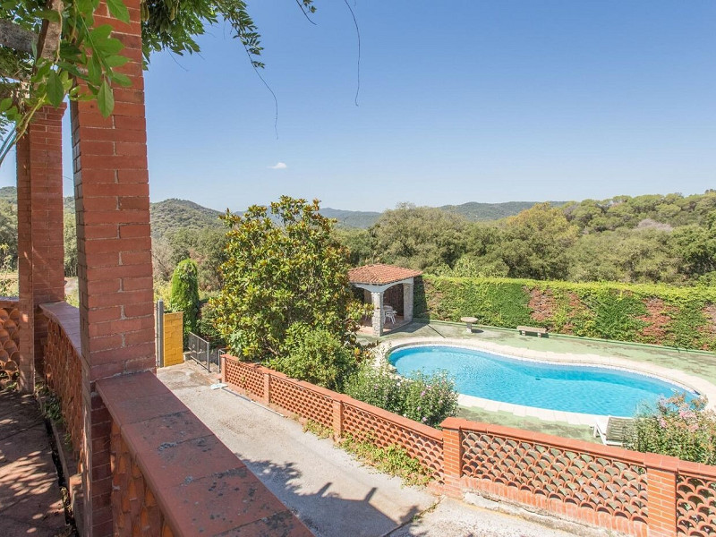  Exceptional Estate in Natural Surroundings — Dosrius, Barcelona