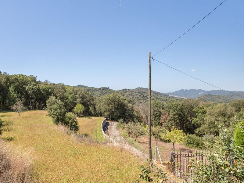  Exceptional Estate in Natural Surroundings — Dosrius, Barcelona. Photo:  32