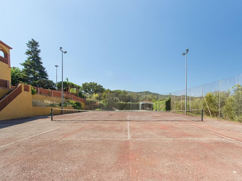  Exceptional Estate in Natural Surroundings — Dosrius, Barcelona. Photo:  36