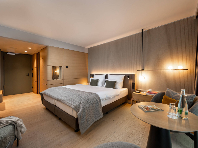 Отель 4* в продаже в Плайя-де-Аро на побережье Коста-Брава. Фото:  1
