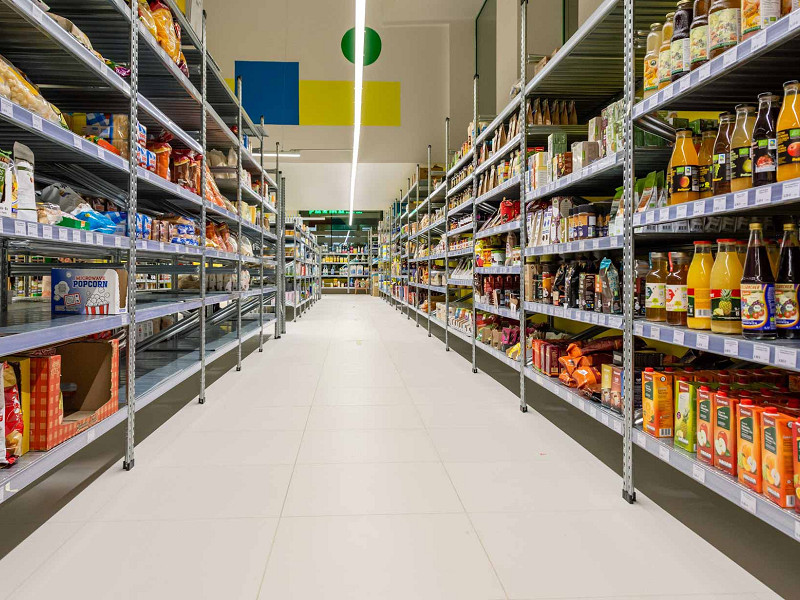 Лот из 2 коммерческих помещений на продажу с арендаторами в Мадриде. Фото:  2