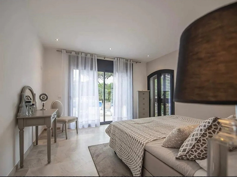 Роскошная вилла в элитной урбанизации Golf Costa Brava, Санта-Кристина-де-Аро. Фото:  12