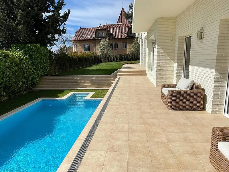 Exclusive Villa with Garden, Pool and Sea Views in Pedralbes