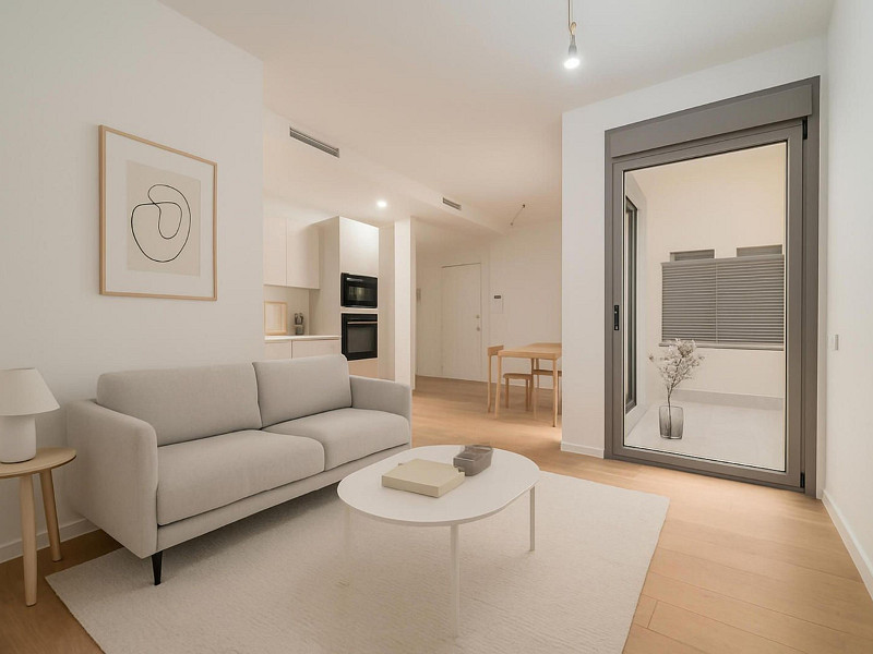 New Ground Floor Apartment with Terrace