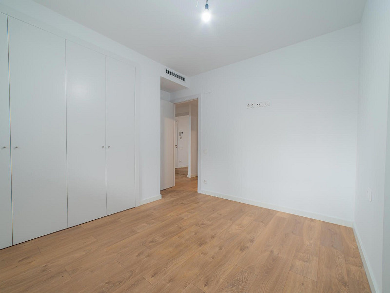 New Ground Floor Apartment with Terrace. Photo:  15