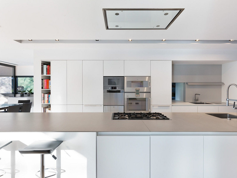 Designer Villa with Private Garden and Pool in Valldoreix. Photo:  21