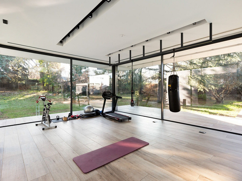 Designer Villa with Private Garden and Pool in Valldoreix. Photo:  43