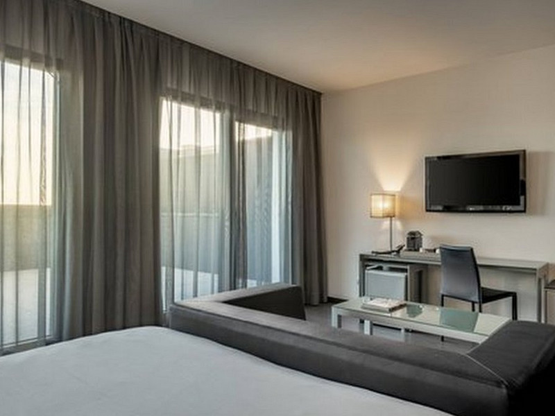 Отель 4* на продажу в Мадриде. Фото:  7