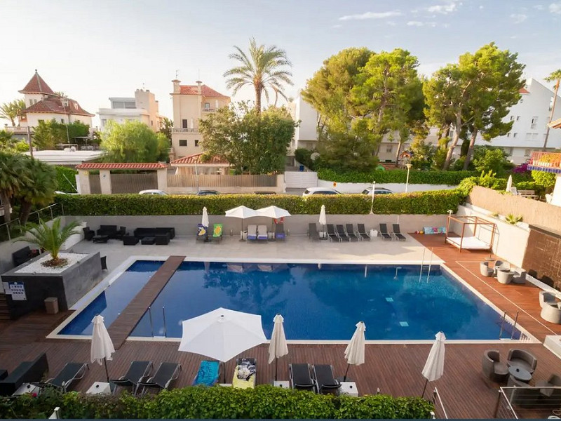 Four-Star Hotel for Sale in Sitges. Photo:  2