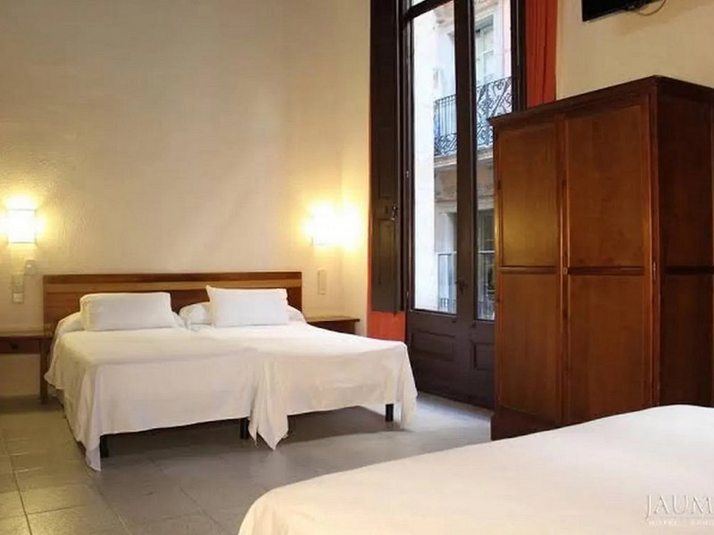 Hotel for Sale in the Center of Barcelona. Photo:  6