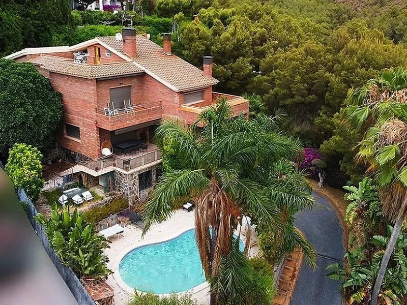 Contemporary Luxury Villa in Bellamar, Casteldefels