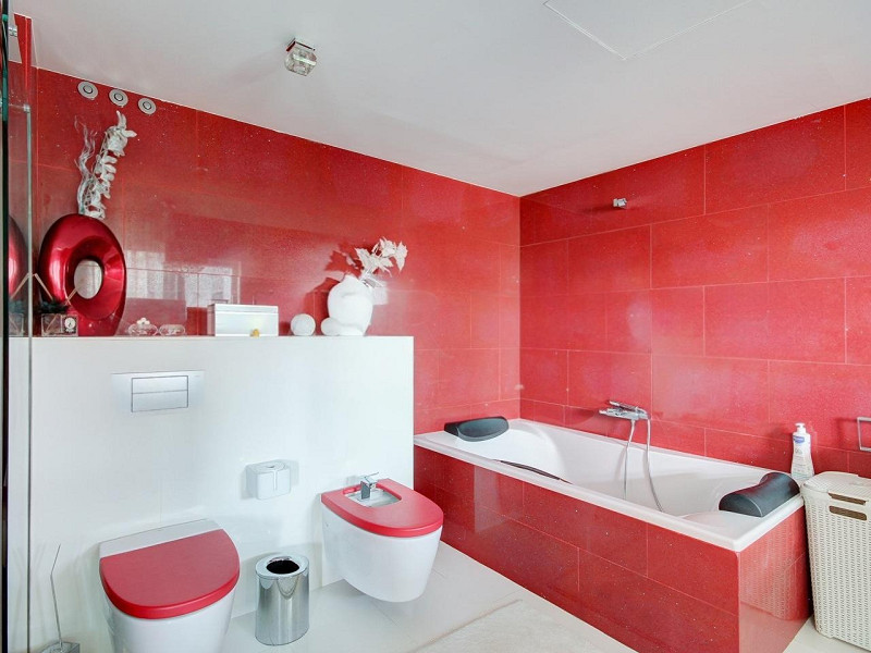 Exclusive Villa with Elegant Design in Gavà Mar, Barcelona. Photo:  24