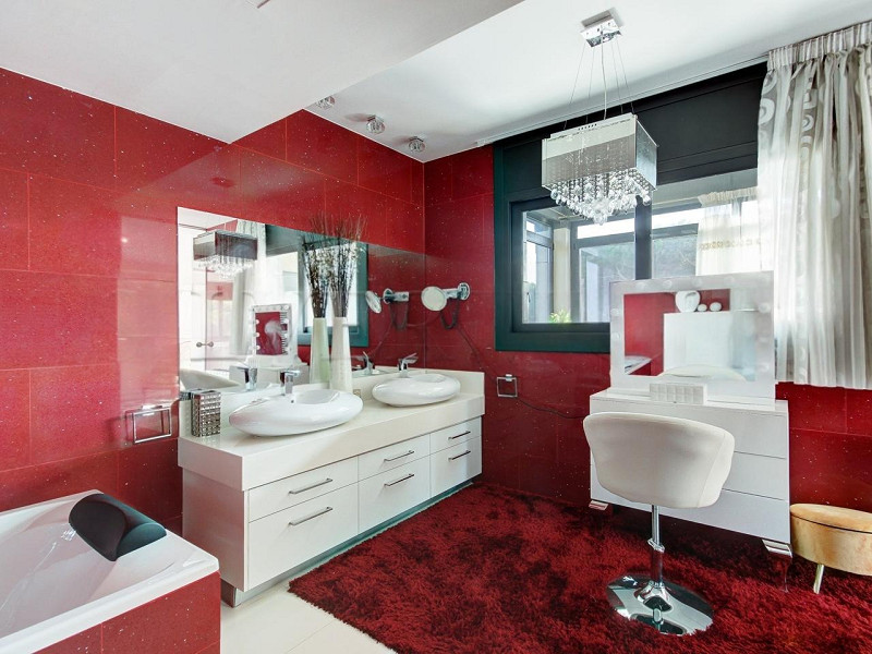 Exclusive Villa with Elegant Design in Gavà Mar, Barcelona. Photo:  26